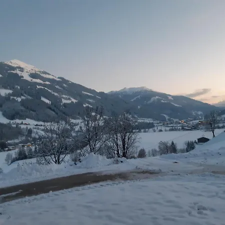 Schatzhof Фермерский дом *